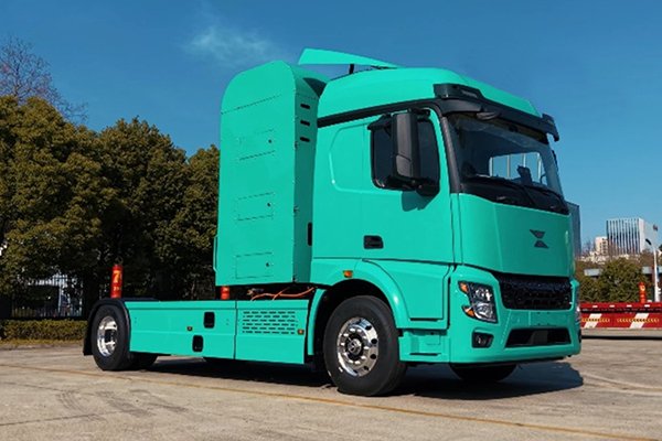 續航里程突破1500公里！清能股份獲百臺42噸氫能重卡訂單