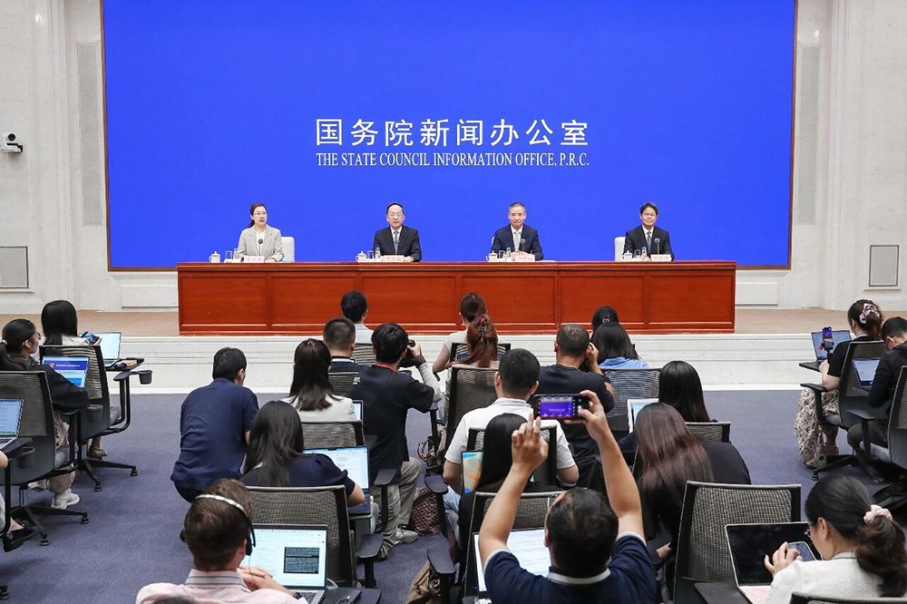 5年翻9倍，全球市場占六成！中國新能源狂飆“成績”揭秘了