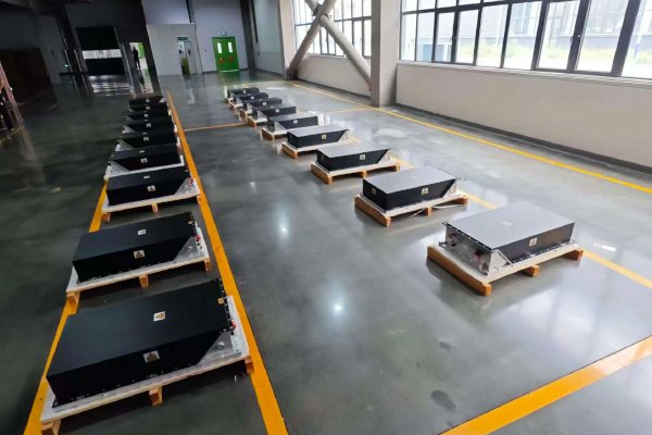 應用領域再拓展 希倍動力全球首套鈉離子挖掘機電池系統出貨