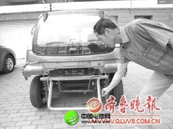 電動車電瓶放置處。本報記者顧松攝