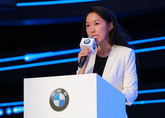 寶馬集團大中華區(qū)企業(yè)和政府事務(wù)副總裁吳燕彥女士致辭
