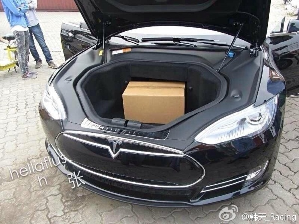 浙江土豪250萬元購(gòu)入內(nèi)地第一輛特斯拉