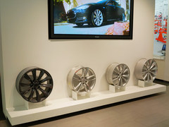 換個角度思考 與Tesla車主的精英對話！