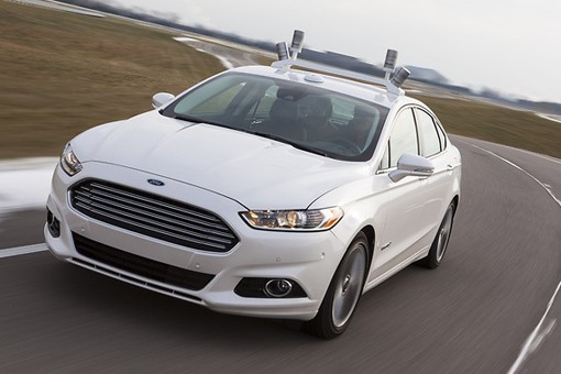 福特聯(lián)手密西根大學(xué)研發(fā)混合動(dòng)力自動(dòng)駕駛車(chē)