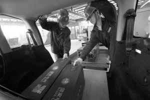 浙江首個機場電動汽車充換電站在蕭山機場開放使用