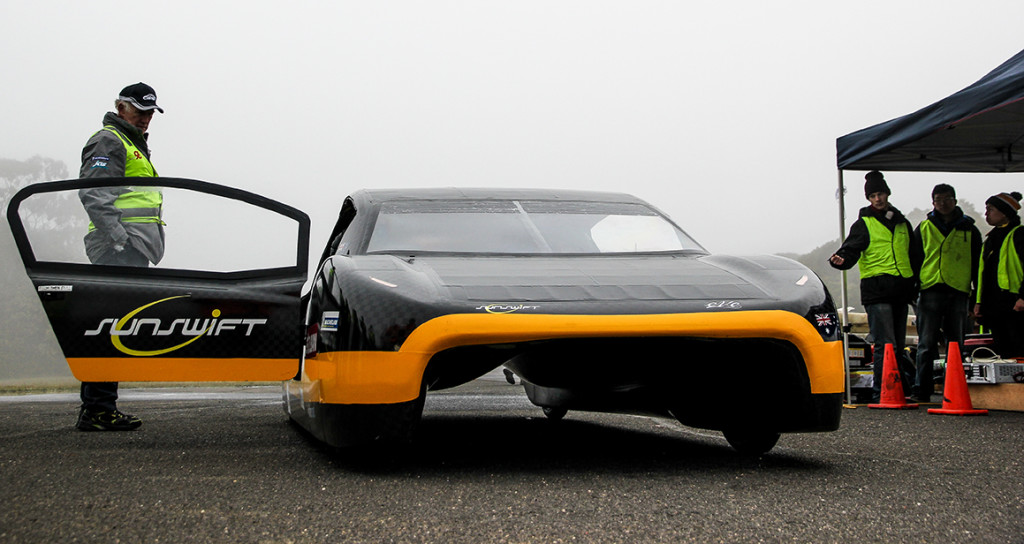 比特斯拉跑得還遠(yuǎn)的電動汽車出自大學(xué)生之手