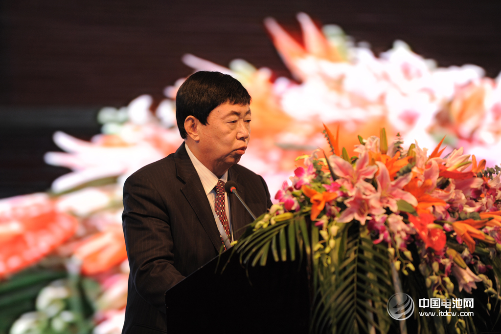 山東省汽車行業(yè)協(xié)會(huì)組團(tuán)出席第三屆鋰電“達(dá)沃斯”