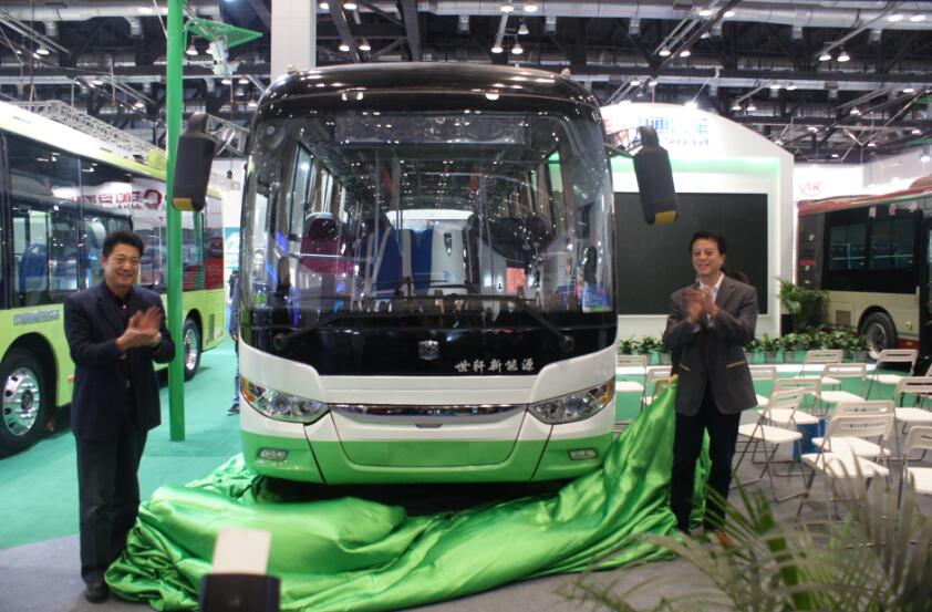 2015年10月，中通AMT版高級(jí)純電動(dòng)客車V10K上市