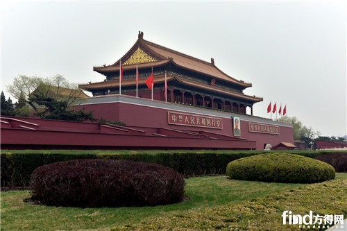 雄偉的天安門城樓。