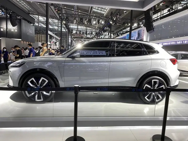 榮威MARVEL-R亮相！5G技術+L3自動駕駛  8月首發(fā)上市