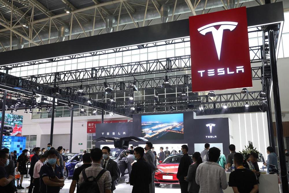 特斯拉、寧德時(shí)代、比亞迪全球買(mǎi)礦 斥資百億押寶電池原材料