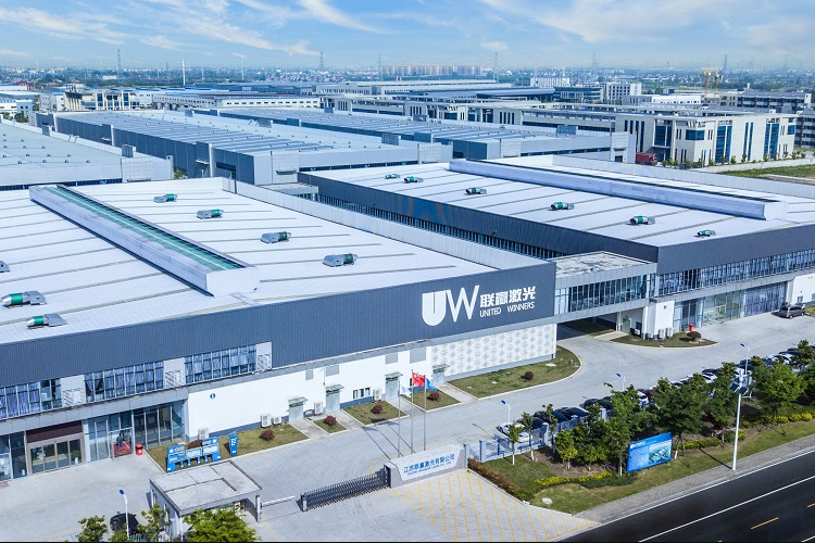 鋰電設(shè)備生產(chǎn)商聯(lián)贏激光2022年預(yù)盈超2.66億 同比增長約兩倍