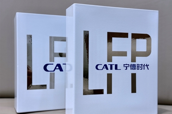 “饑餓求生”，磷酸鐵鋰的降本過程及風險！