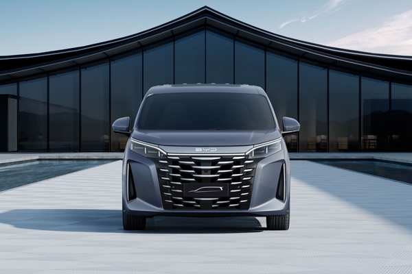 預計售價30萬起，年內上市！比亞迪王朝首款中大型旗艦MPV夏首發亮相！