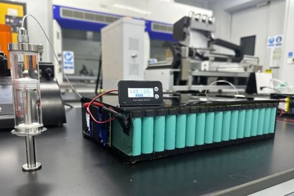 “打一針”電池就能復生！復旦新成果登上《自然》