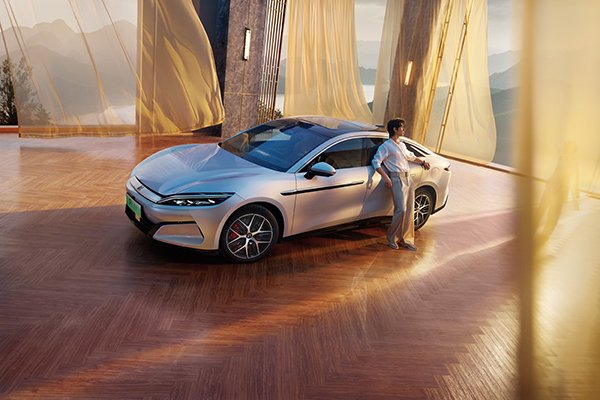 超級e平臺+第五代DM技術(shù) 比亞迪漢L20.98萬元起售