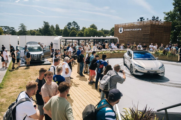 豹5首次海外動態展示！比亞迪攜三款車型再戰古德伍德