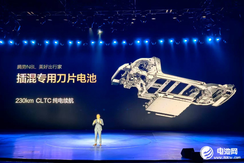 標配磷酸鐵鋰刀片電池！大六座安全豪華SUV騰勢N8L預(yù)定下一個爆款？