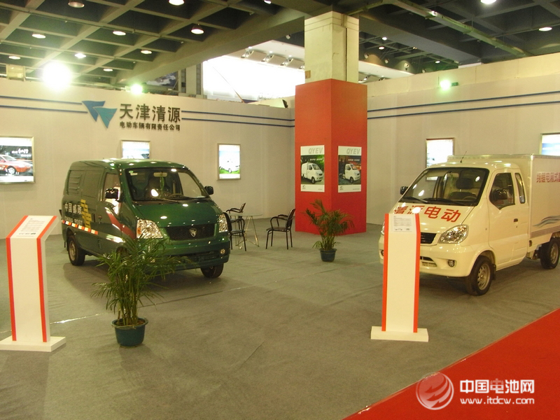 天津治理機(jī)動(dòng)三輪車(chē) 140輛新能源車(chē)投放快遞業(yè)