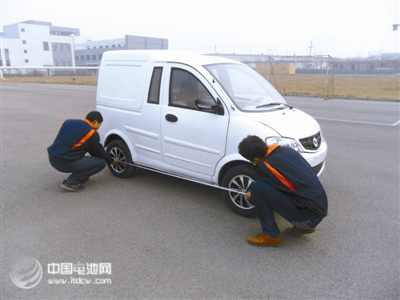 天津30輛“濱海制造”新能源快遞汽車3月上路