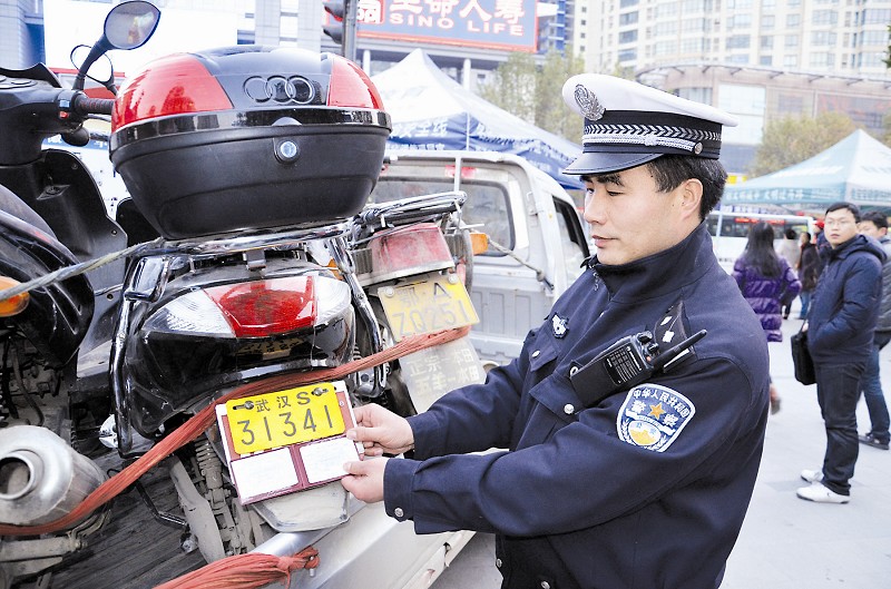 電動自行車市場“亂象” 職能部門陷監(jiān)管怪圈