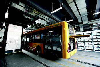 青島市臺(tái)東李村擬設(shè)快速充電樁 服務(wù)純電動(dòng)車