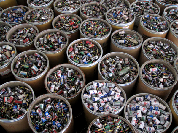 廢舊電池沉睡鄉村，誰來喚醒？