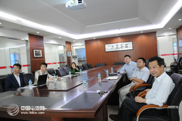 中國電科院專家蒞臨廣東易事特開展科技創新交流