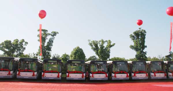 蘇州純電動客車一輛最高補貼百萬 新能源車三級補貼全能拿