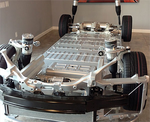 電池：電動汽車繞不過的坎兒 不過關其余白扯