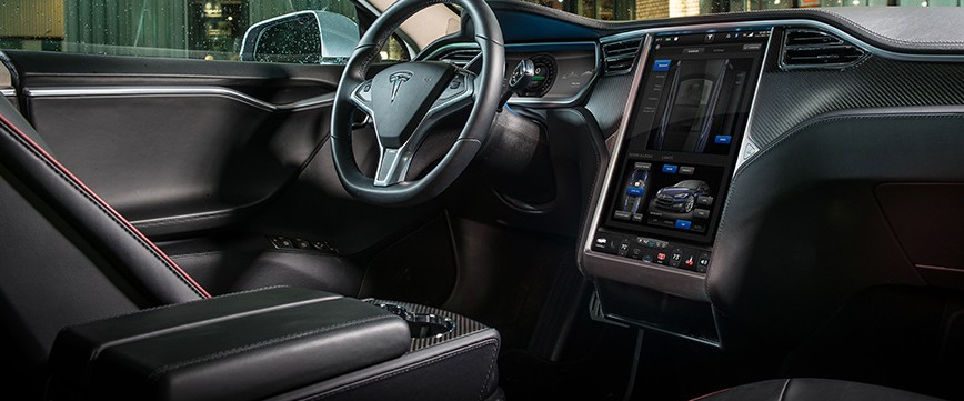 谷歌&蘋果 語音及搜索功能 誰讓汽車更智能？