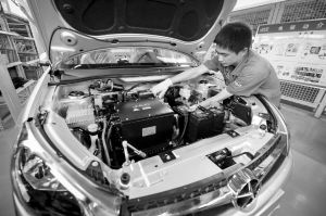 免征車輛購置稅等利好頻出 新能源車開回家路還有多遠