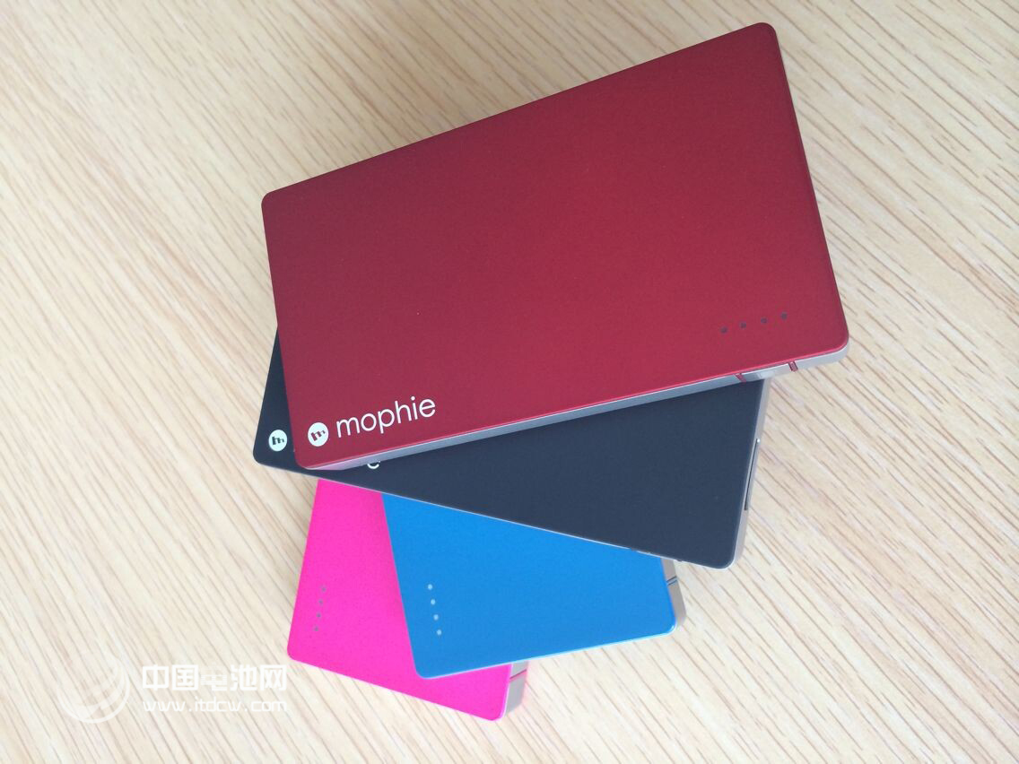美國Mophie：移動電源行業里的“蘋果”