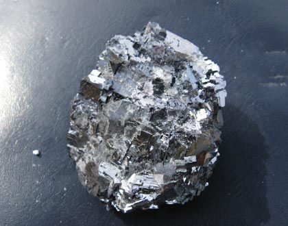 鉛成投資新寵 鉛價(jià)有望繼續(xù)走強(qiáng)