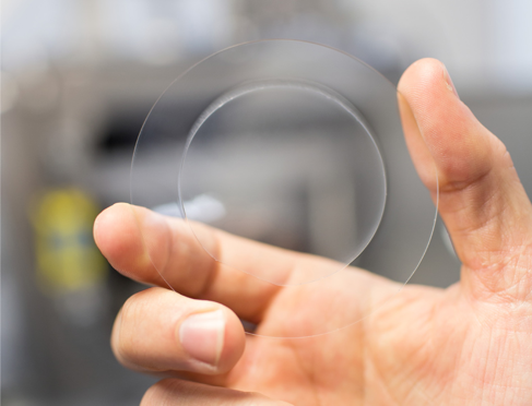 新興技術(shù)：超薄藍寶石制造低價防刮擦顯示屏