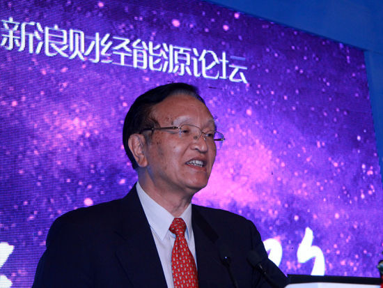 國(guó)家能源委專家咨詢委員會(huì)主任、原國(guó)家能源局局長(zhǎng)張國(guó)寶