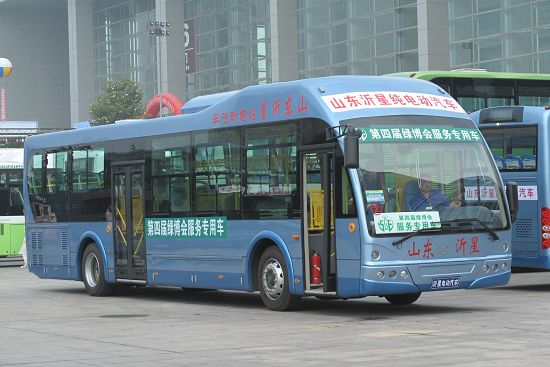 山東萊蕪1900萬(wàn)購(gòu)置140余輛新能源公交車 