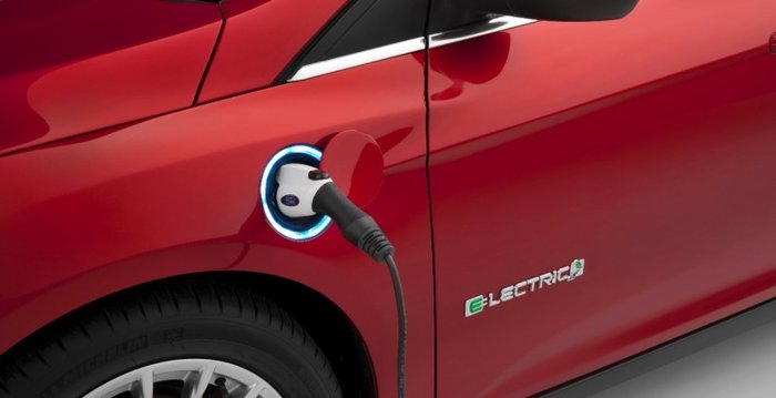 面對(duì)銷量尷尬 福特電動(dòng)版?？怂孤淙?萬(wàn)美金“競(jìng)爭(zhēng)群”