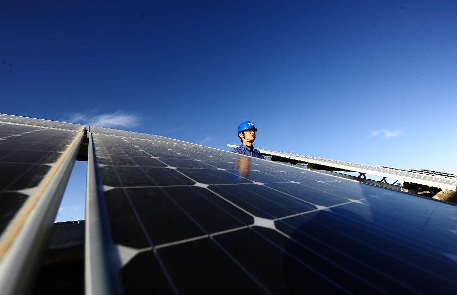 光伏產(chǎn)品市場(chǎng)高效化成趨勢(shì) 單晶硅預(yù)計(jì)成本降40%