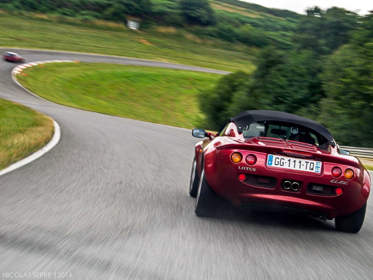 特斯拉傳奇之三：造電動汽車一切都恰逢其時(shí)