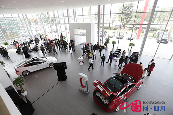 特斯拉成都體驗中心今日在成都高新區 特斯拉成都體驗中心今日在成都高新區