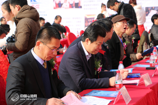 武漢惠強一期投產5000萬㎡鋰電池隔膜20日投產現場 武漢惠強一期投產5000萬㎡鋰電池隔膜20日投產現場