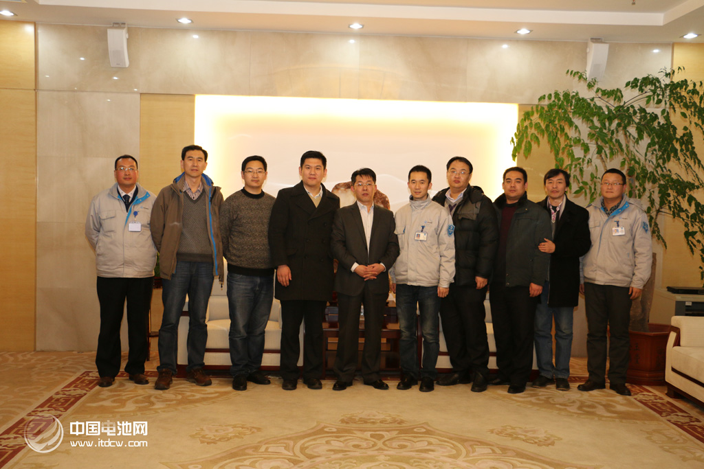 山東雷?。河眯⌒碗妱榆圏c燃“國民車”的希望