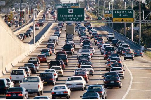 海外調查發現車聯網或將終結交通擁堵