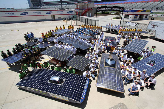 “新首富”李河君豪賭太陽能汽車 預(yù)計(jì)10月亮相