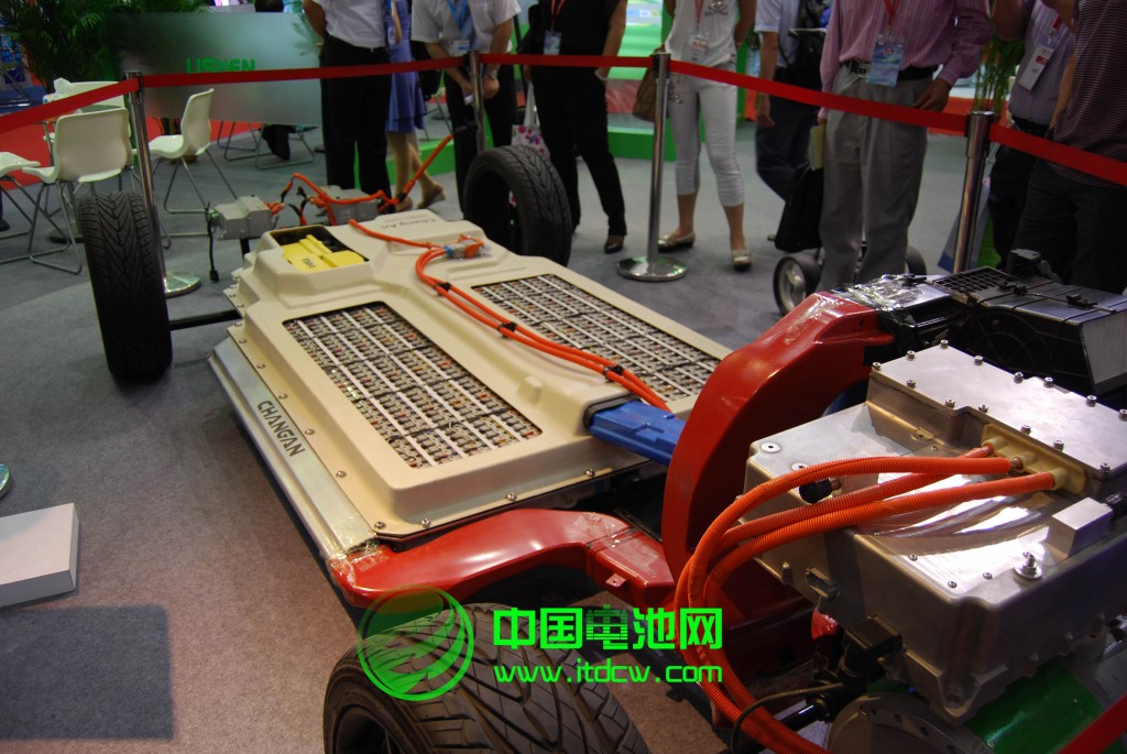 天津力神侯小賀：動力電池中三元材料越來越成熟