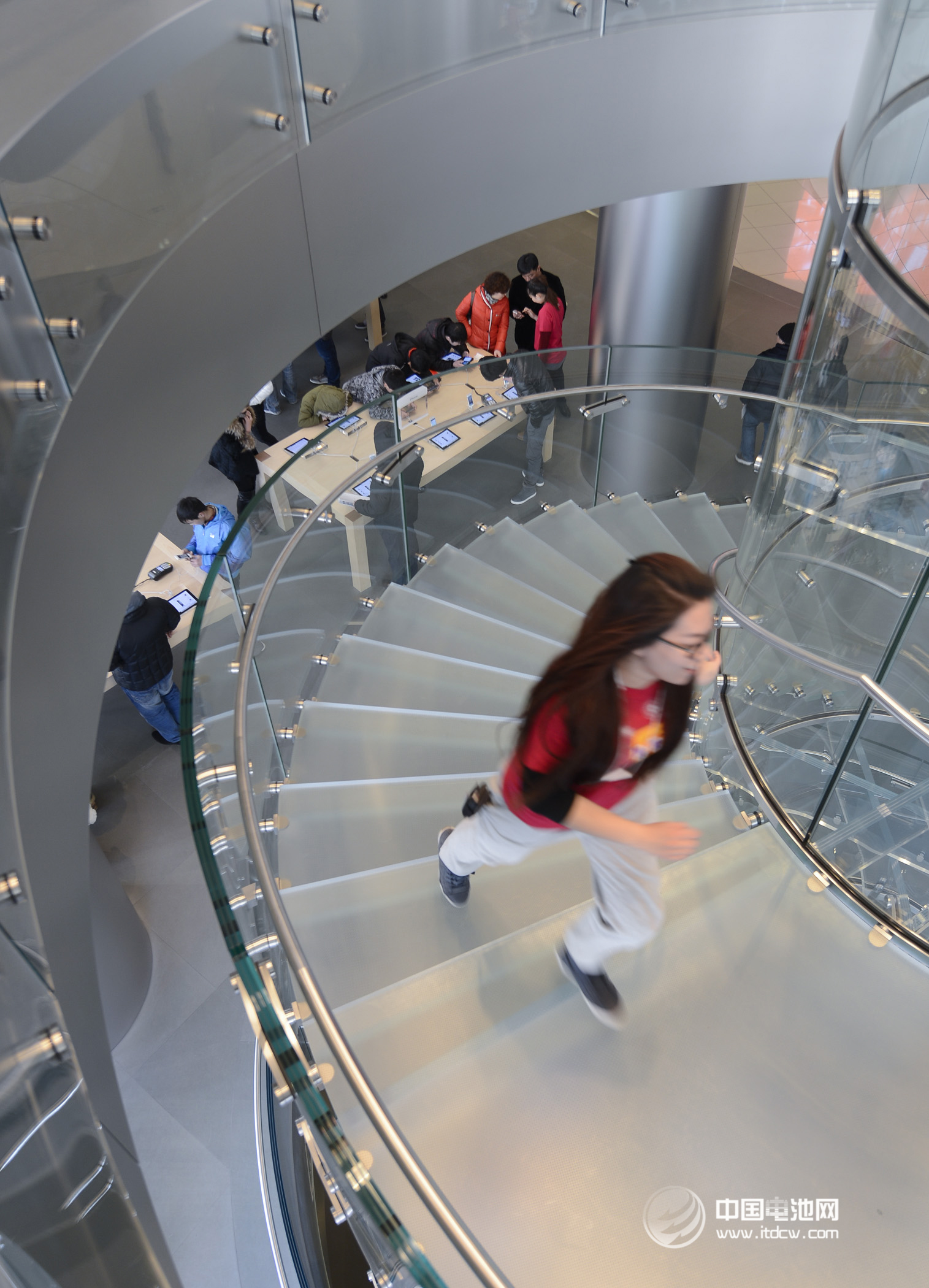 2014年四季度全球手機(jī)市場(chǎng)利潤(rùn)三星僅占8% 蘋果包攬88%