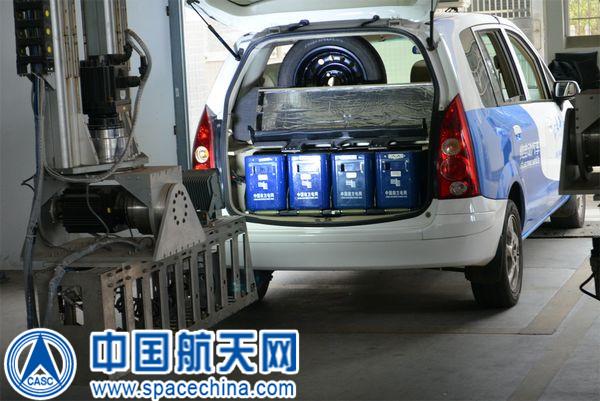 國內(nèi)首家全自動(dòng)乘用車更換電池站投入使用