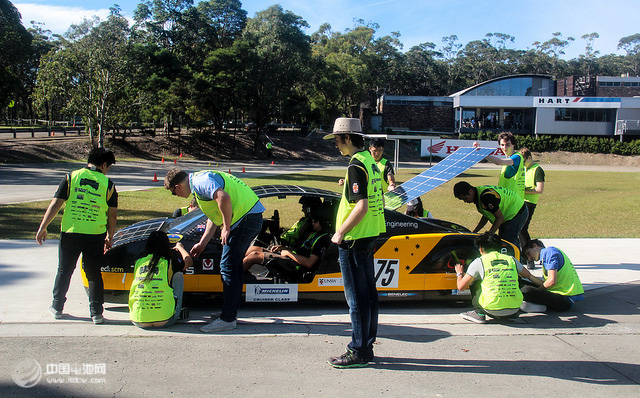 打破電動車續航紀錄的太陽能車EVE 今年7月可望上路