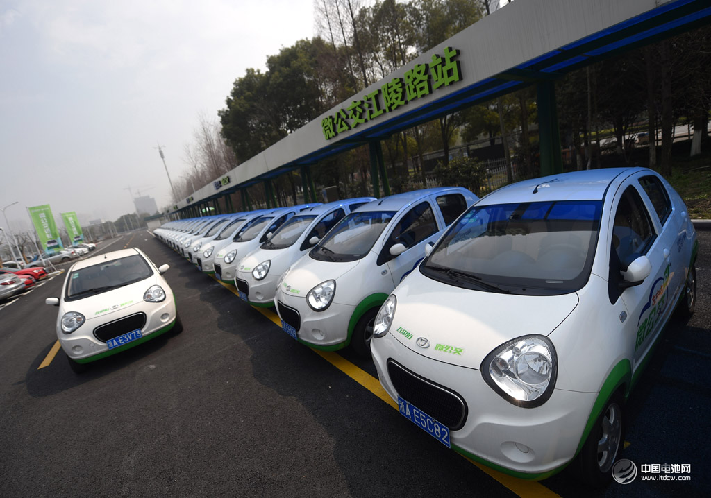 杭州汽車總量超260萬(wàn)輛  新能源汽車12587輛